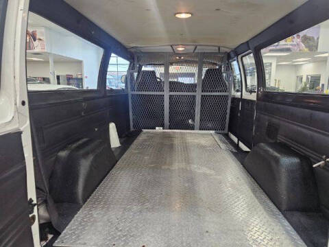 2001 Dodge Ram Van 2500