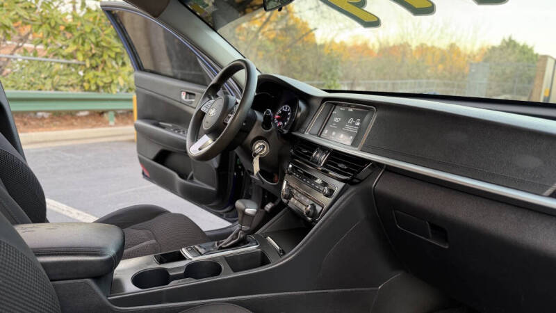 2020 Kia Optima LX