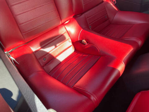 2006 Ford Mustang GT Deluxe