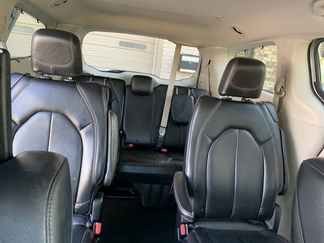 2018 Chrysler Pacifica Touring L Plus