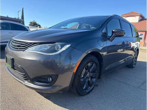 2019 Chrysler Pacifica Hybrid