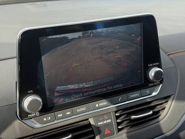 2021 Nissan Altima 2.5 SR