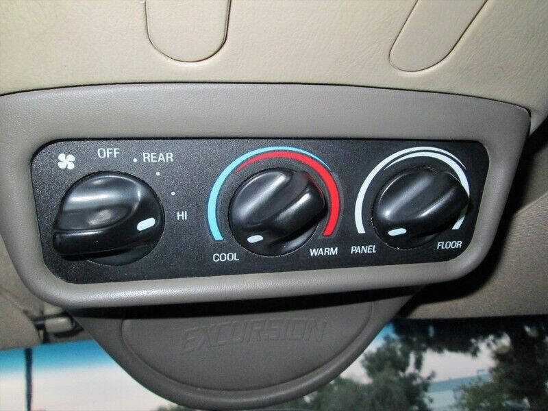 2000 Ford Excursion XLT