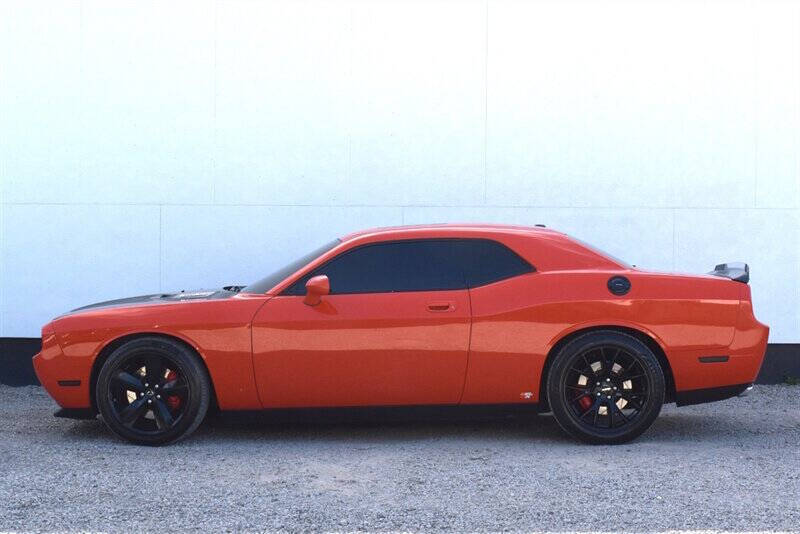 2010 Dodge Challenger SRT8