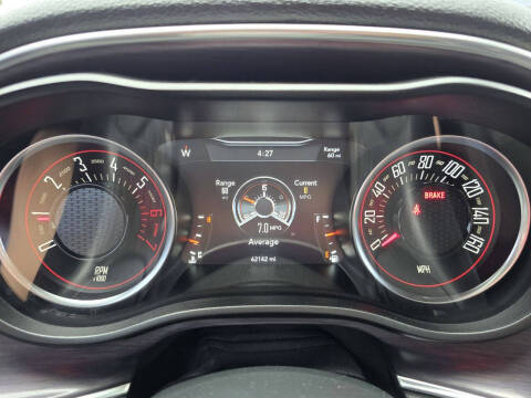 2017 Dodge Challenger R/T Shaker