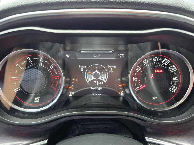 2017 Dodge Challenger R/T Shaker