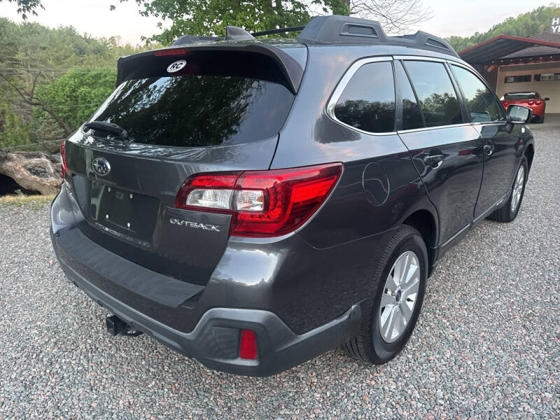 2018 Subaru Outback 2.5i Premium