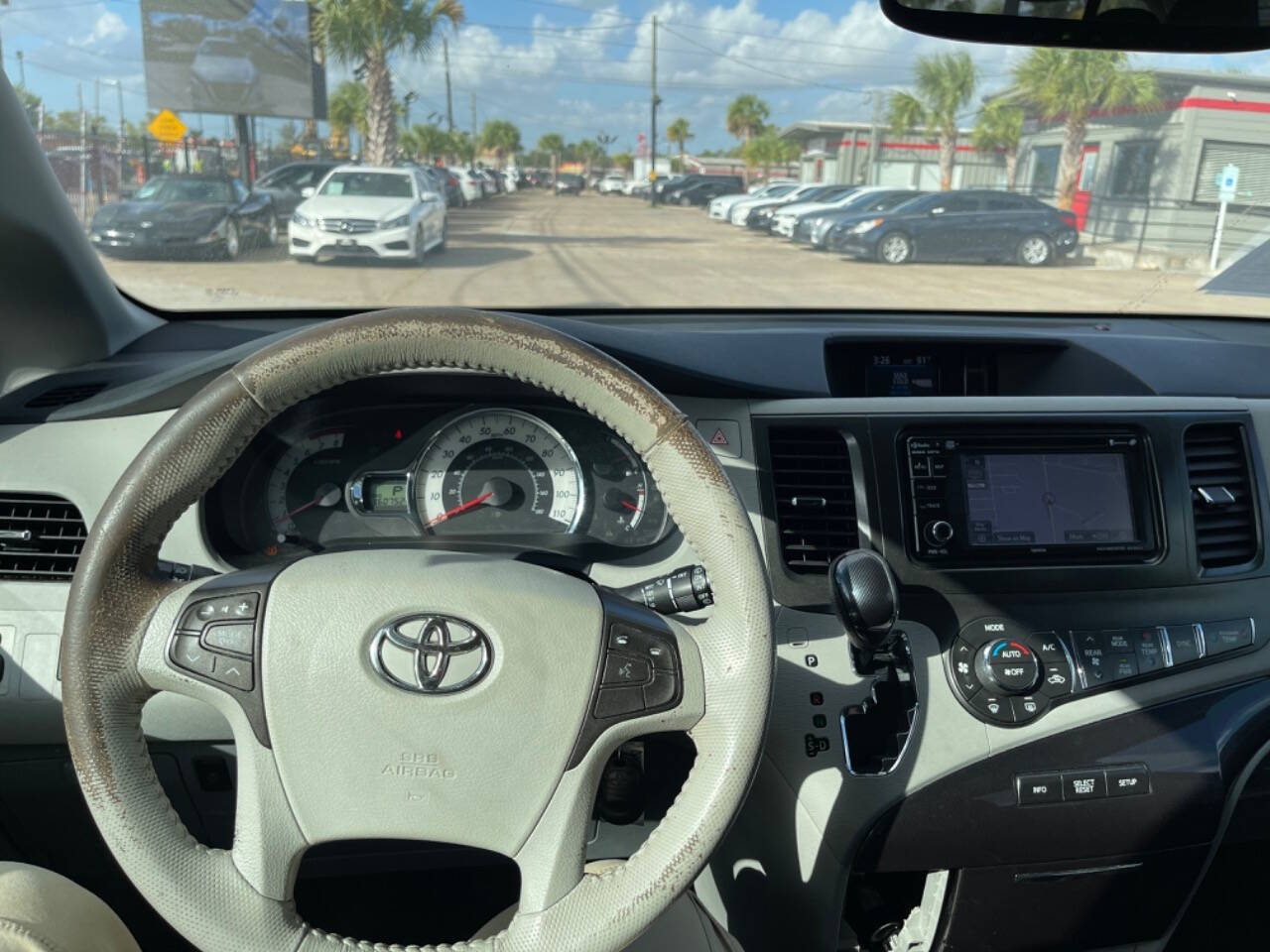 2013 Toyota Sienna for sale at SMART CHOICE AUTO in Pasadena, TX