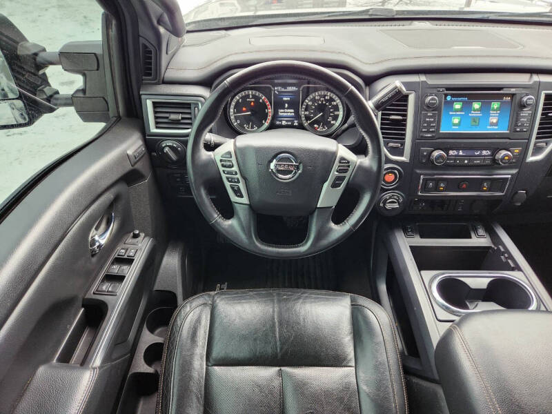 2018 Nissan Titan XD SL