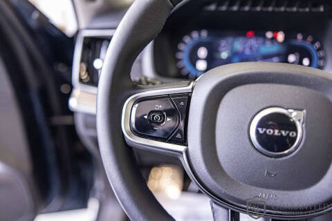 2025 Volvo XC90 B6 Plus Bright Theme 7P