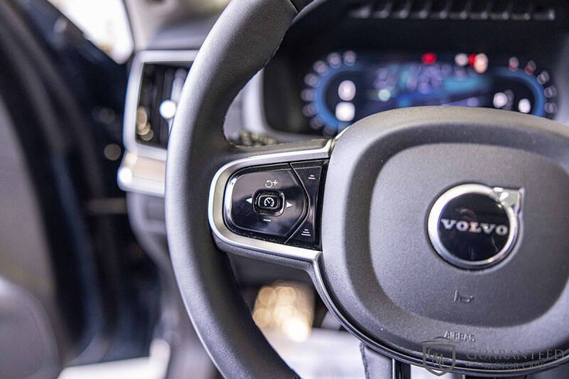 2025 Volvo XC90 B6 Plus Bright Theme 7P