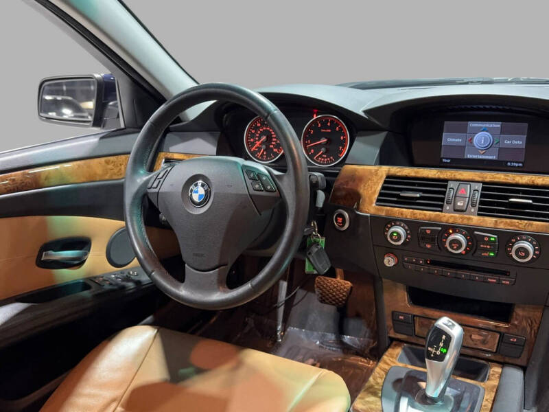 2008 BMW 5 Series 528i