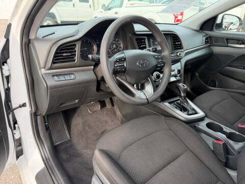 2019 Hyundai Elantra