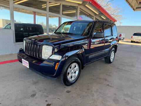 2012 Jeep Liberty for sale at KD Motors in Lubbock TX