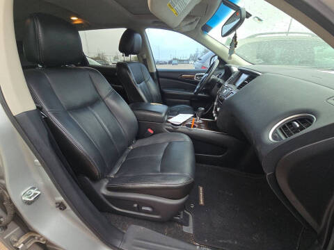 2013 Nissan Pathfinder SL