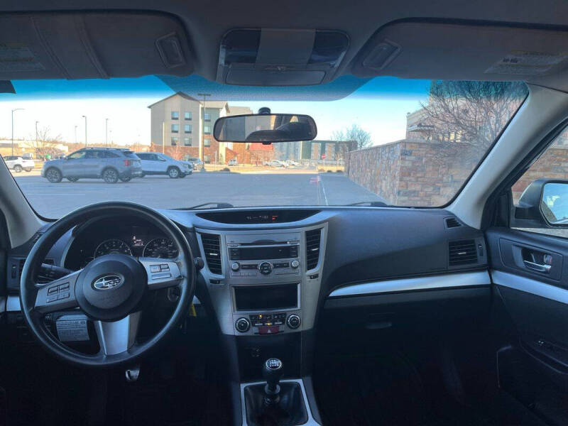 2011 Subaru Outback 2.5i