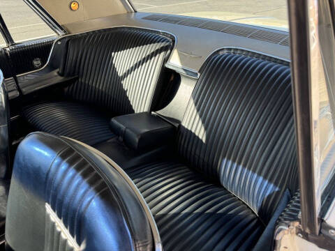 1964 Ford Thunderbird