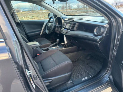 2017 Toyota RAV4 XLE