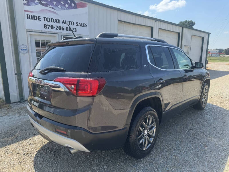 2017 GMC Acadia SLT-1