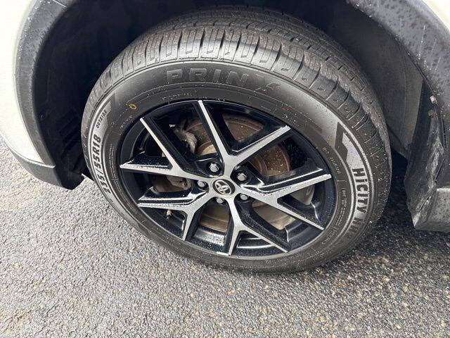 2018 Toyota RAV4 SE
