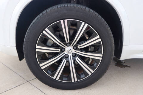 2024 Volvo XC90 B5 Core Bright Theme