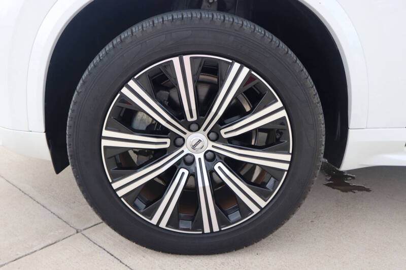 2024 Volvo XC90 B5 Core Bright Theme
