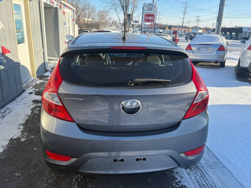 2014 Hyundai Accent SE