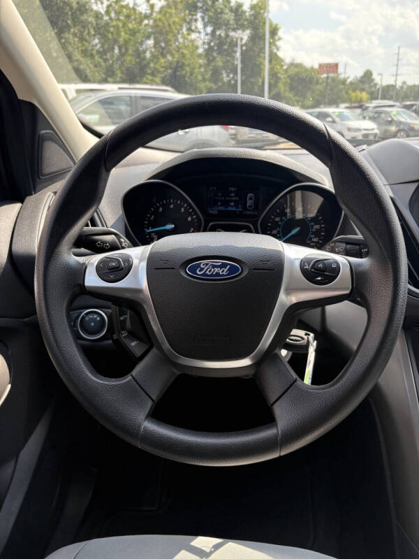 2015 Ford Escape SE