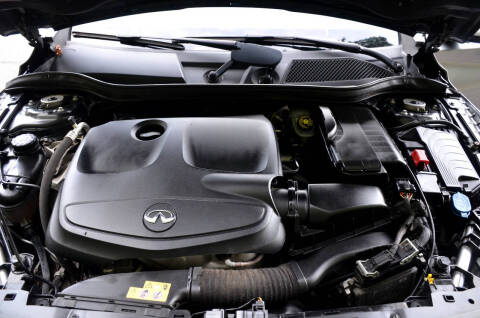 2017 Infiniti QX30 Premium