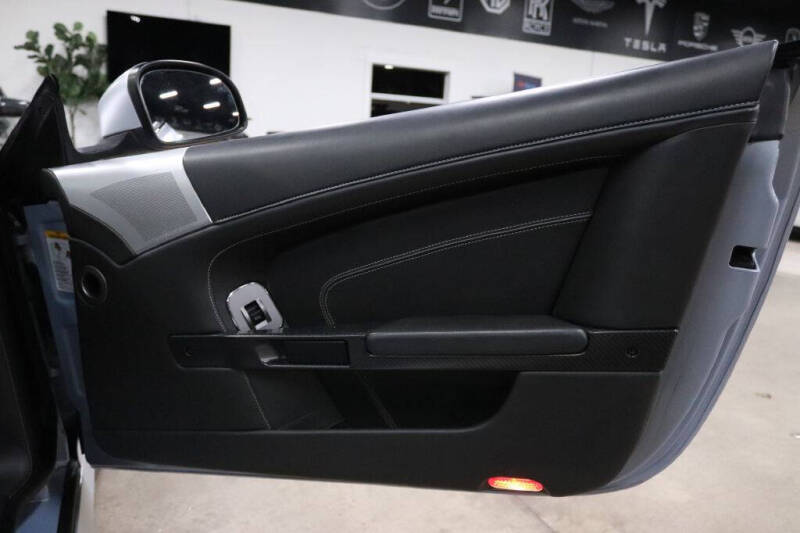 2013 Aston Martin DB9 Volante