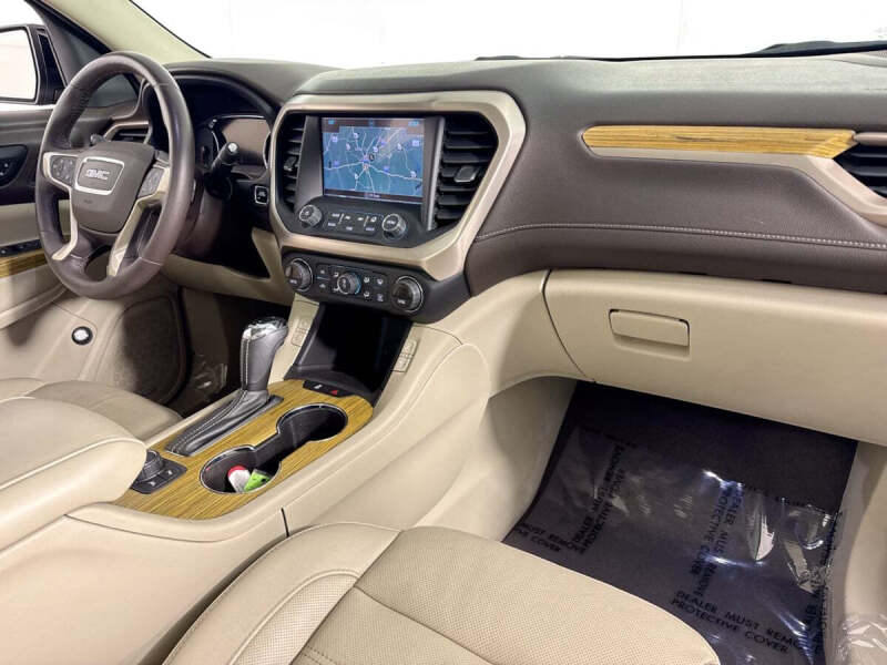 2018 GMC Acadia Denali