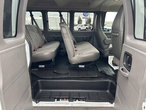 2017 Chevrolet Express LT 3500