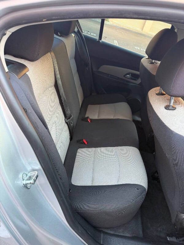 2015 Chevrolet Cruze LS Auto