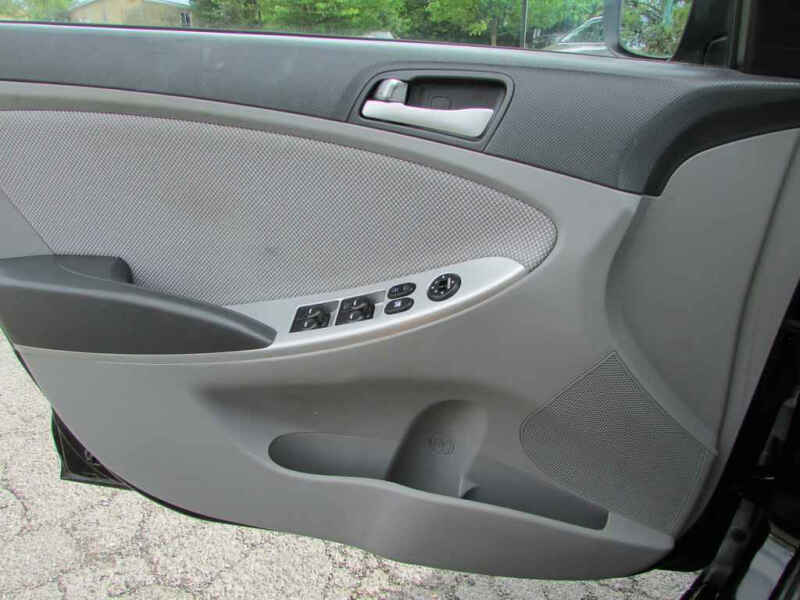 2013 Hyundai Accent GS