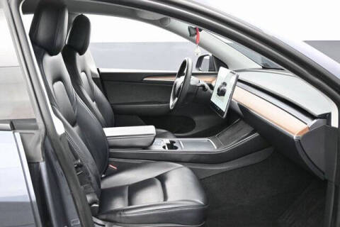 2023 Tesla Model Y Long Range