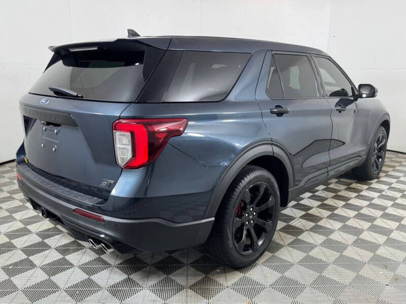 2022 Ford Explorer ST