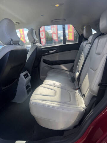 2016 Ford Edge Titanium
