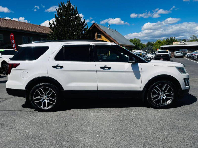 2016 Ford Explorer Sport