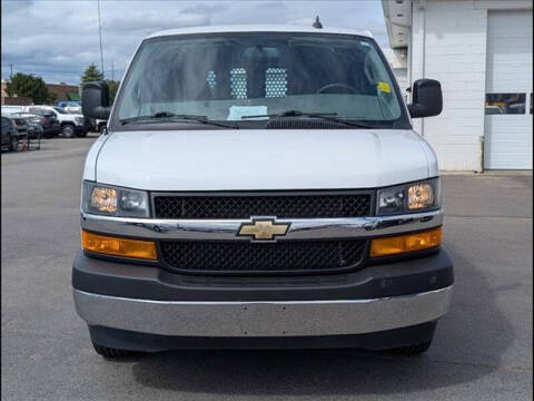 2023 Chevrolet Express 2500
