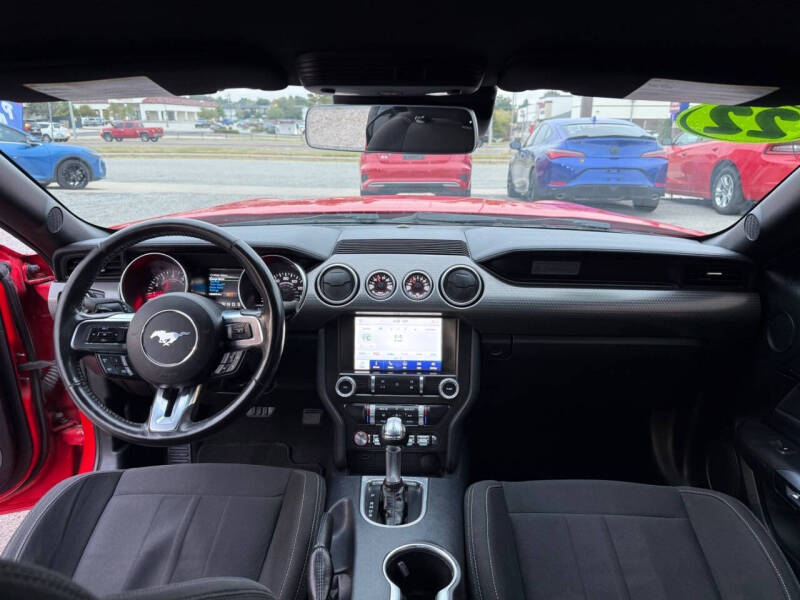 2022 Ford Mustang EcoBoost