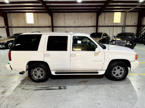 2000 Cadillac Escalade