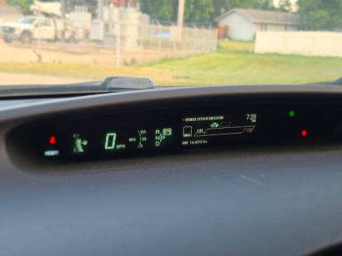 2015 Toyota Prius Two