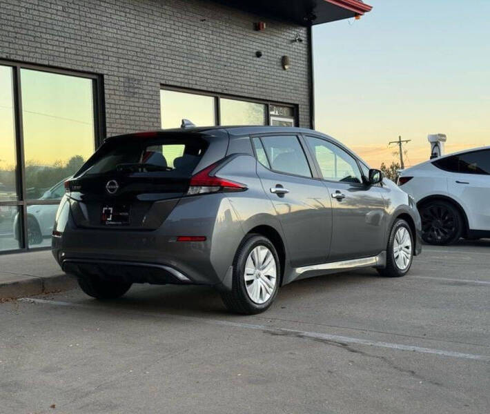 2023 Nissan LEAF S