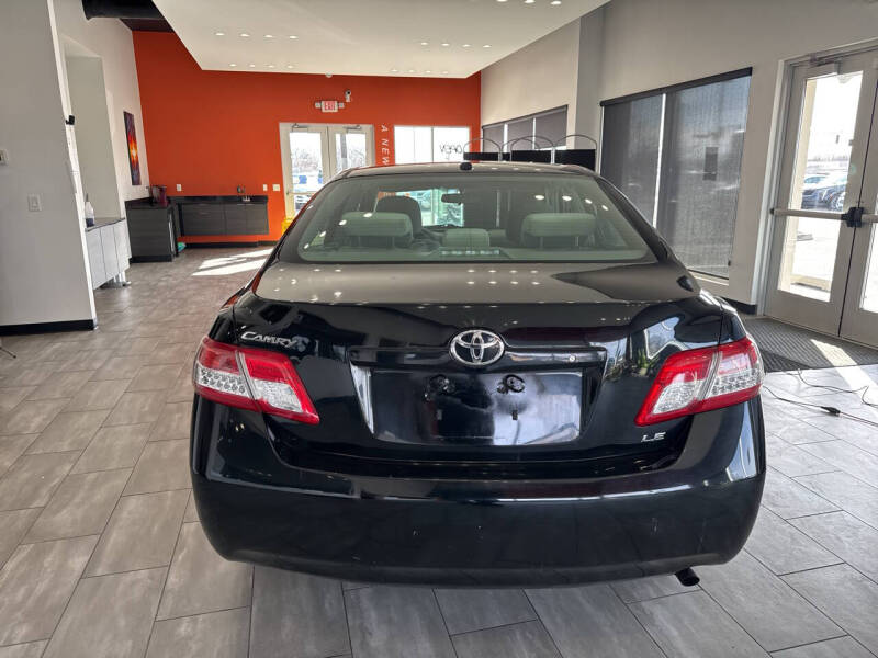 2010 Toyota Camry LE