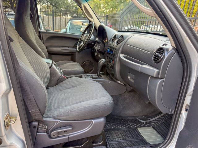 2004 Jeep Liberty Sport