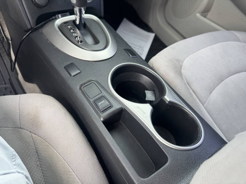 2013 Nissan Rogue S