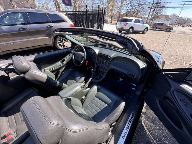 2000 Ford Mustang GT