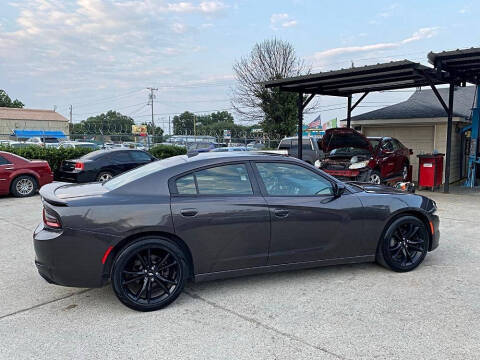 2017 Dodge Charger SXT