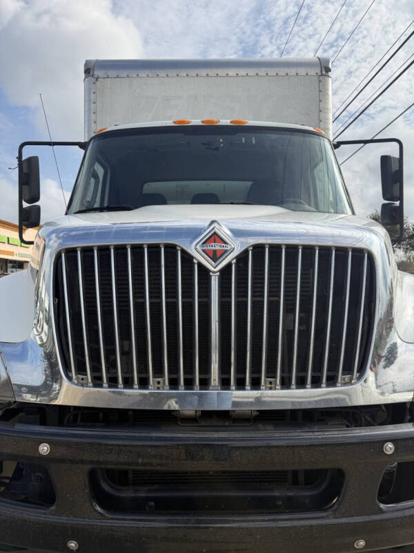 2018 International DuraStar 4300