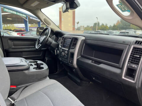 2021 RAM 1500 Classic Tradesman